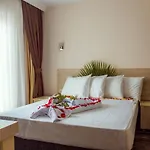 Dream Town Hotel&restaurant