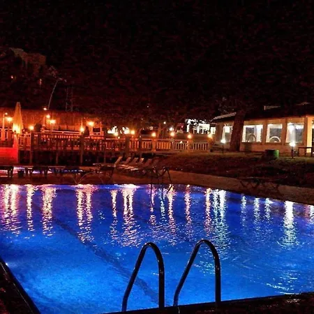 Hotell Dream Town Hotel&restaurant