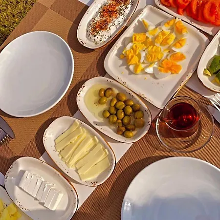 Dream Town Hotel&restaurant Hotell