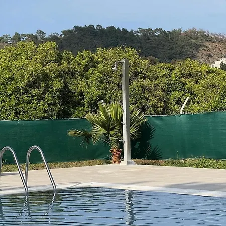 ホテル Dream Town Hotel&restaurant 3*