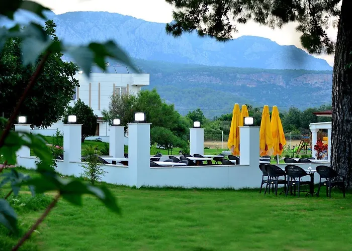 Dream Town Hotel&restaurant Κεμέρ
