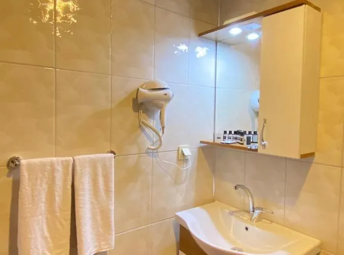 Ξενοδοχείο Dream Town Hotel&restaurant 3*