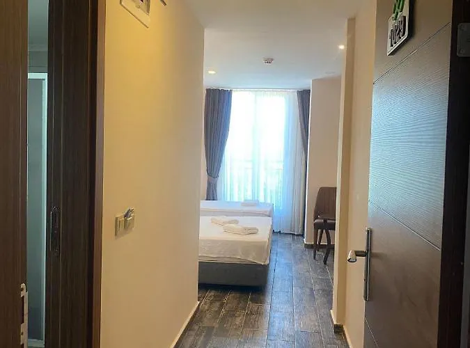 Ξενοδοχείο Dream Town Hotel&restaurant 3*