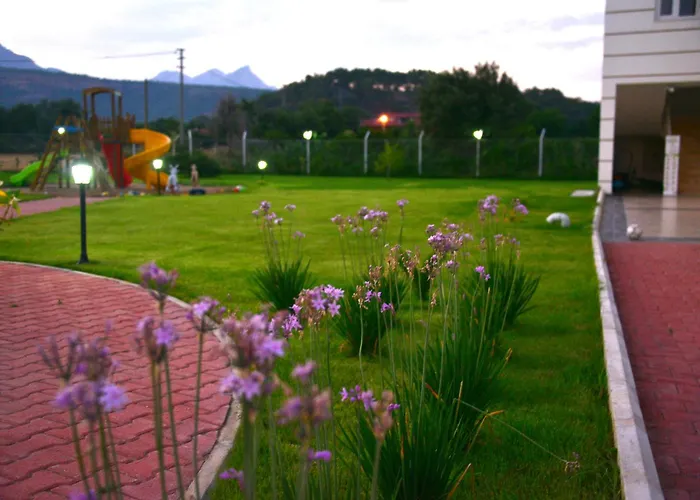 Ξενοδοχείο Dream Town Hotel&restaurant 3*