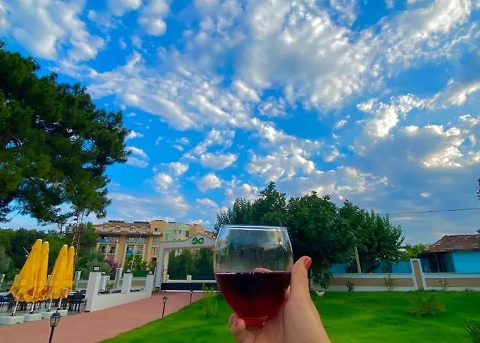 Ξενοδοχείο Dream Town Hotel&restaurant Κεμέρ