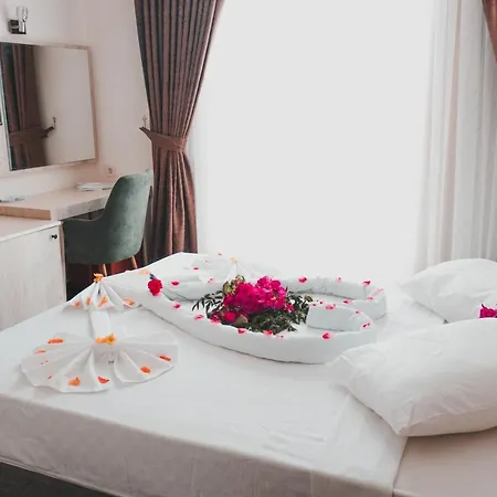 Hotell Dream Town Hotel&restaurant