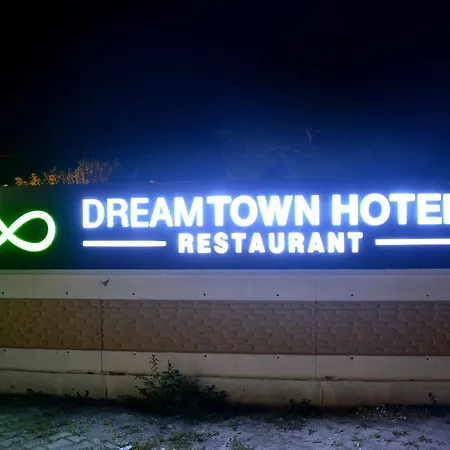 Hotel Dream Town Hotel&restaurant 3*